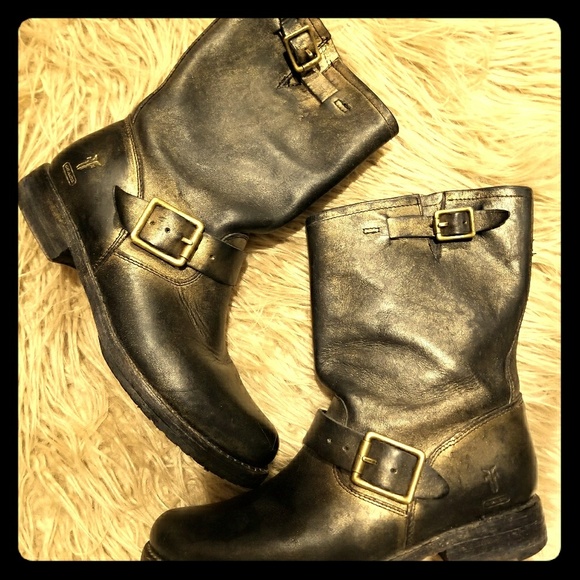 frye veronica metallic